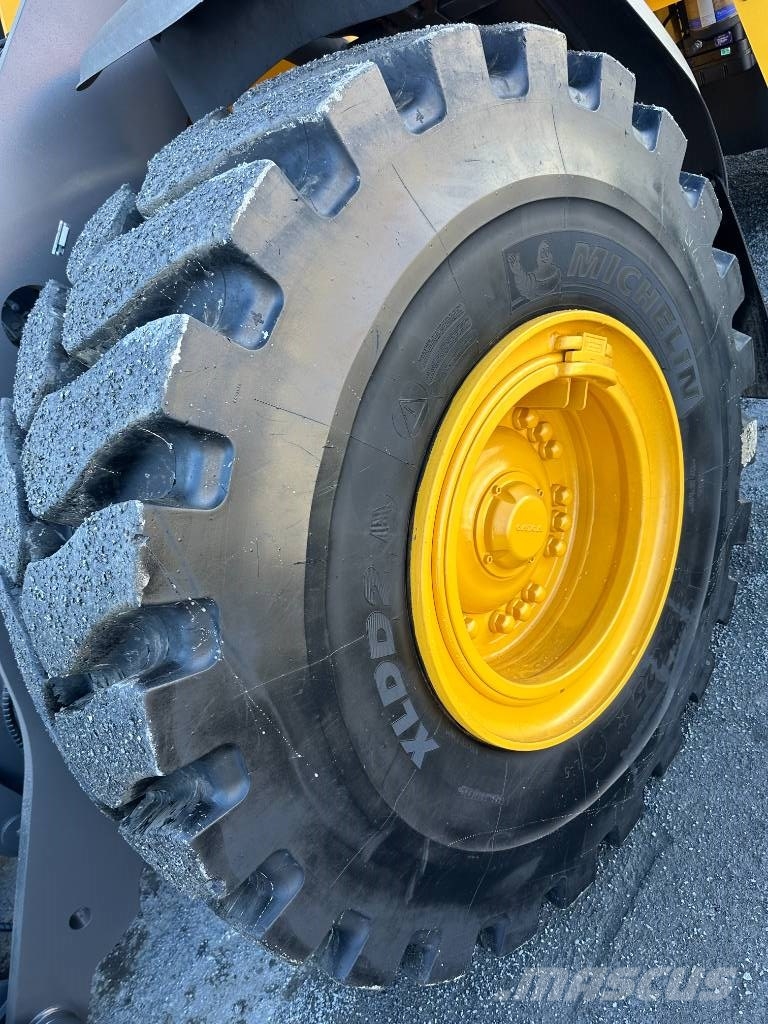 Volvo L120H 1859tim all utrustning + L5 däck Pyöräkuormaajat