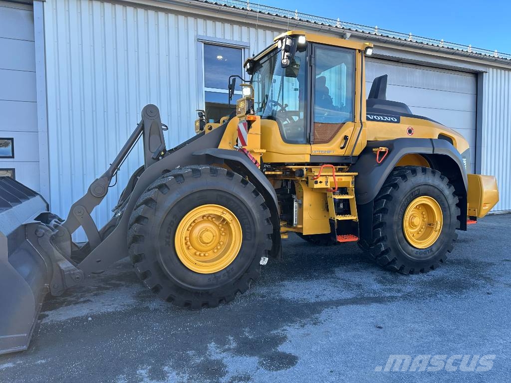 Volvo L120H 1859tim all utrustning + L5 däck Pyöräkuormaajat
