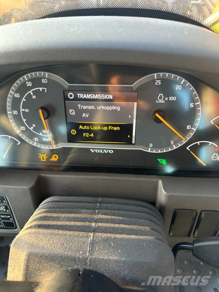 Volvo L120H 1859tim all utrustning + L5 däck Pyöräkuormaajat
