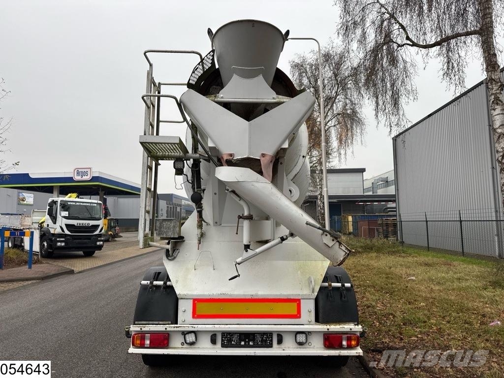 Liebherr Betonmixer Liebherr 10m3 Ostatní návěsy