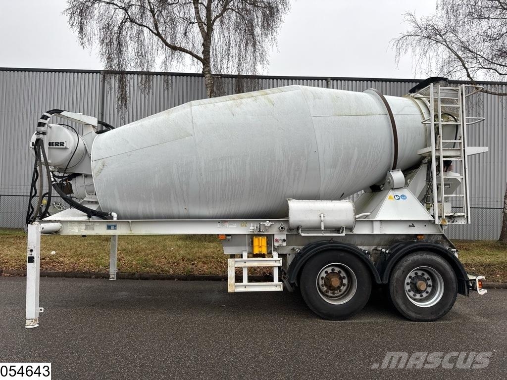Liebherr Betonmixer Liebherr 10m3 Ostatní návěsy