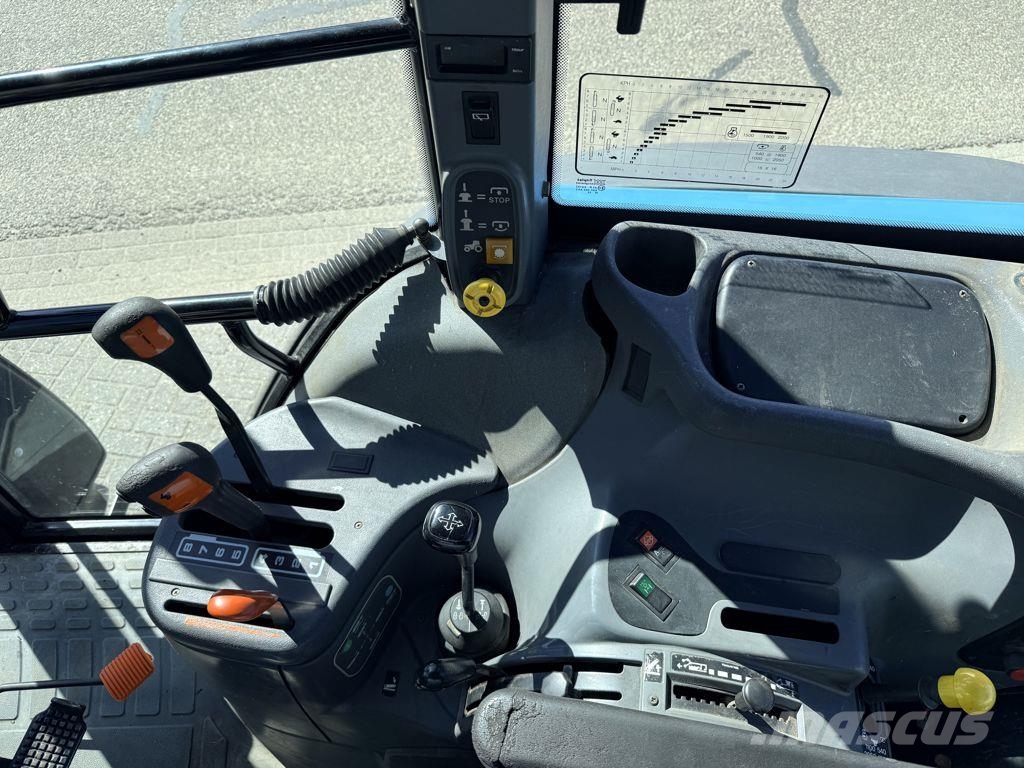 New Holland TS90 4WD Shuttle Traktorok