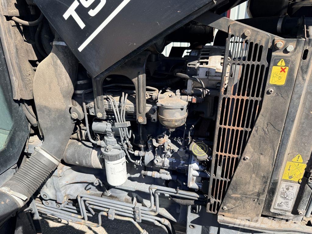 New Holland TS90 4WD Shuttle Traktorok