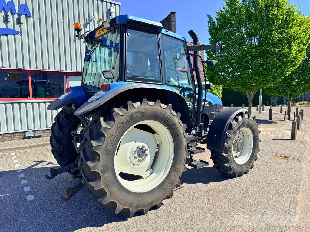 New Holland TS90 4WD Shuttle Traktorok