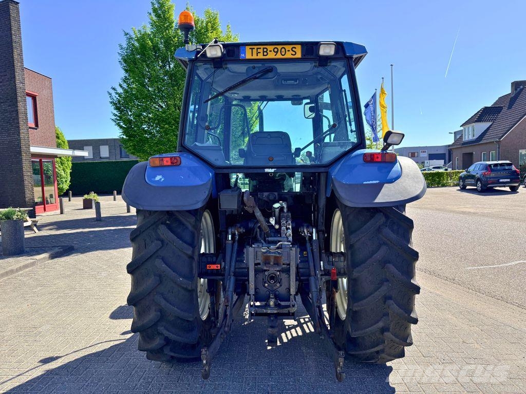 New Holland TS90 4WD Shuttle Traktorok