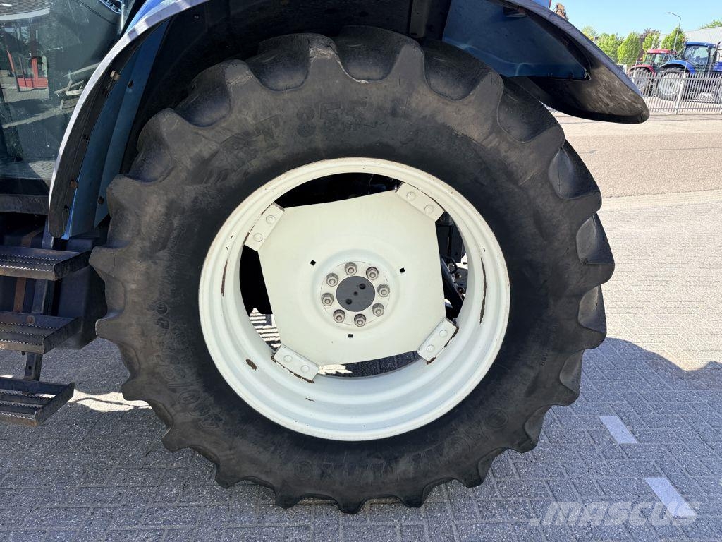 New Holland TS90 4WD Shuttle Traktorok
