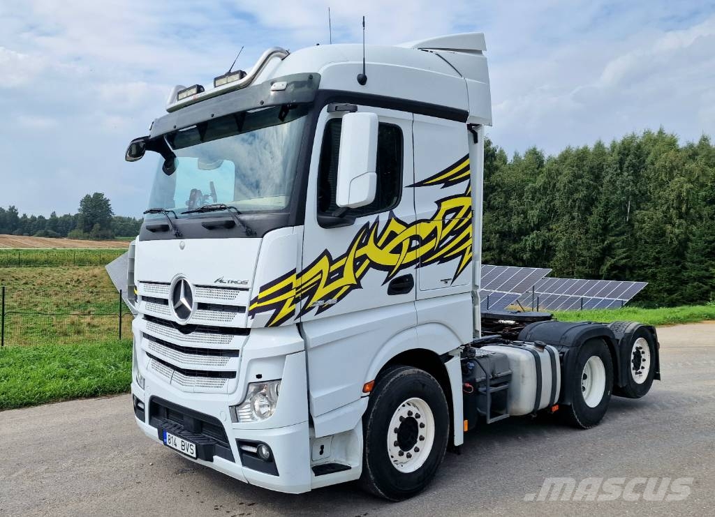 Mercedes-Benz Actros 2545 LS 牵引车