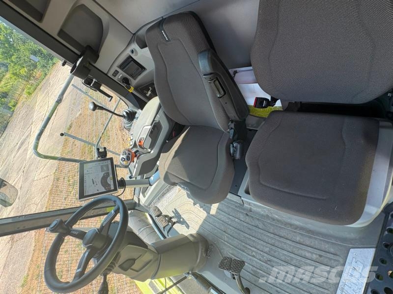 CLAAS TRION 750 حصادات