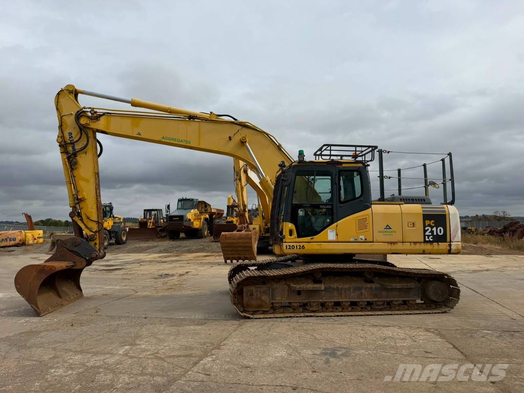 Komatsu PC 210 LC-7K حفارات زحافة