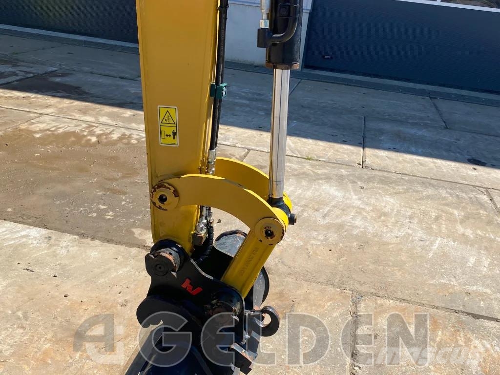 CAT 303 - 3 Buckets Miniescavadeiras < 7t (Mini escavadeiras)