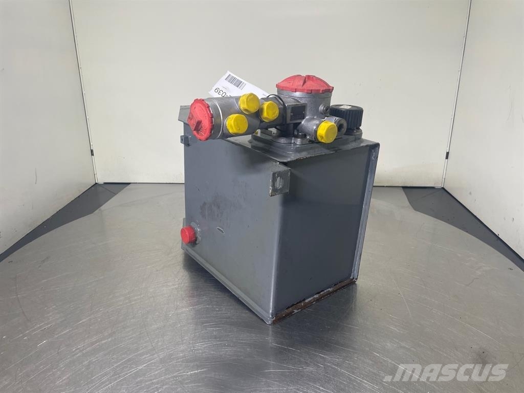 Schaeff SKL834-6452013001-Tank/Behälter/Reservoir Hydraulik