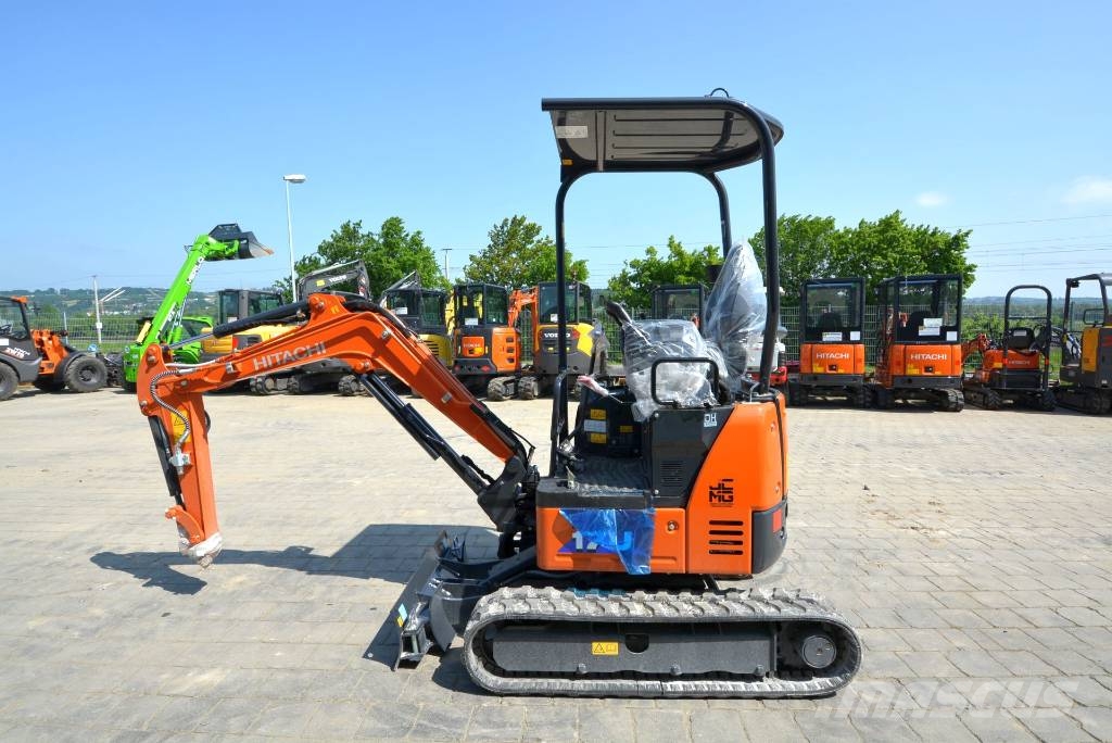 Hitachi ZX 17 U-6 Miniescavatori
