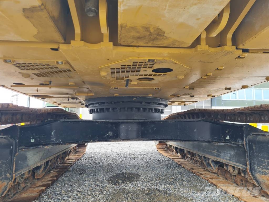 CAT 320 Bandgrävare