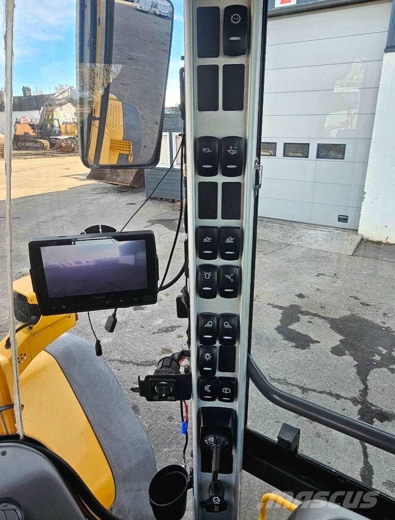 Volvo L 120 F Hjullastere
