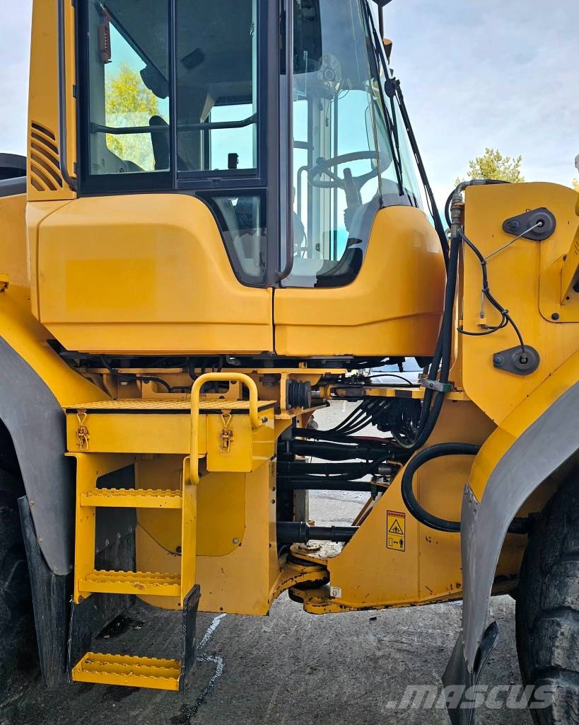 Volvo L 120 F Hjullastere