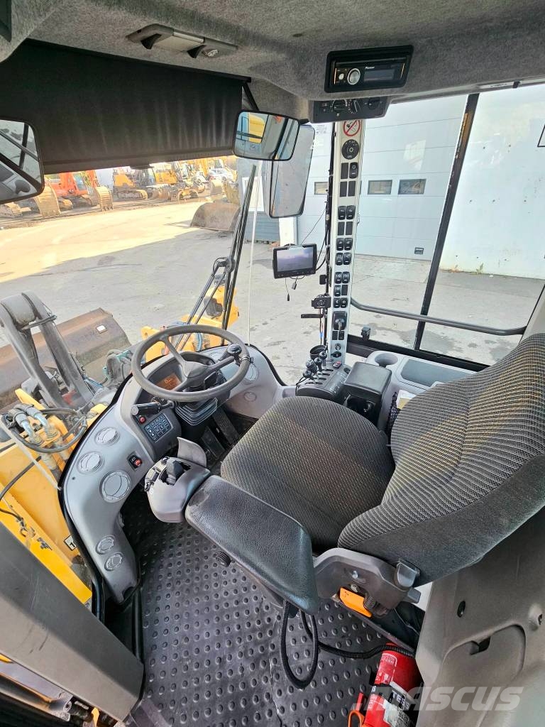 Volvo L 120 F Hjullastere