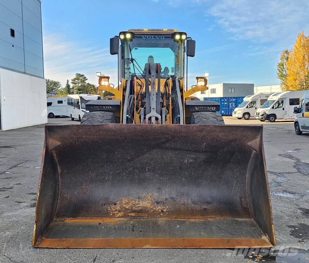 Volvo L 120 F Hjullastere