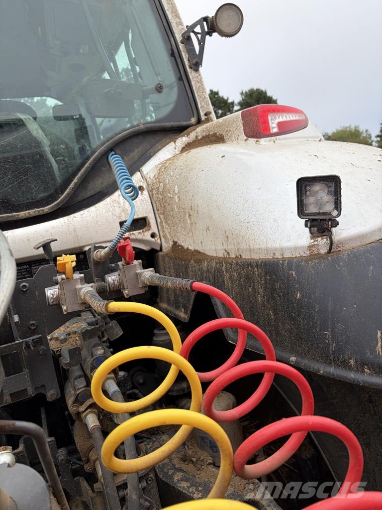 Valtra Q265 Tracteur
