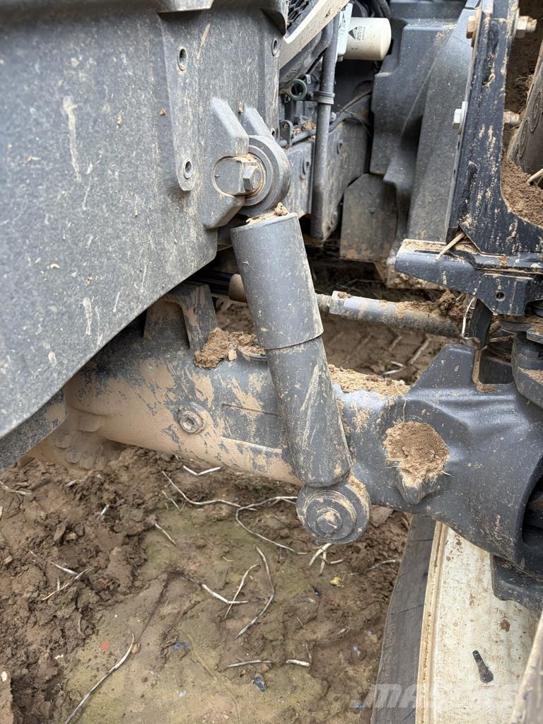 Valtra Q265 Tracteur