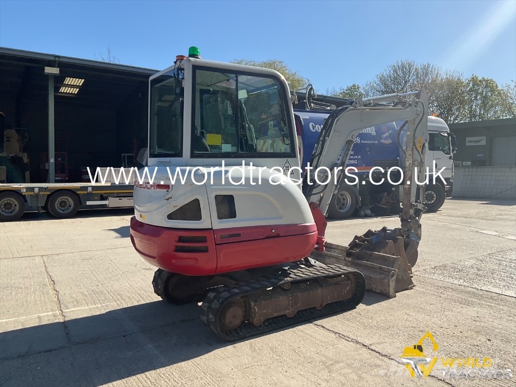 Takeuchi TB 230 Miniescavatori