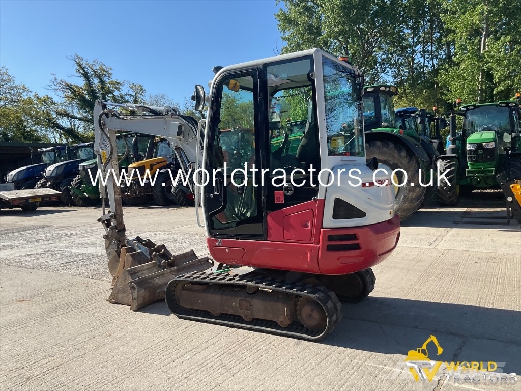 Takeuchi TB 230 Miniescavatori
