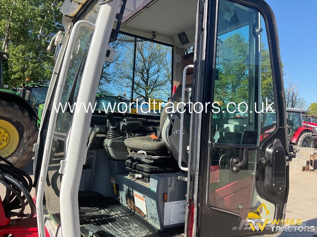 Takeuchi TB 230 Miniescavatori