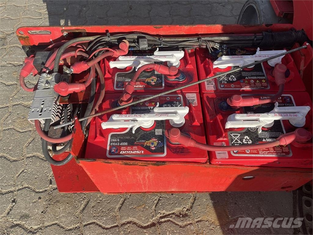 Manitou 78SEC Šķerveida pacēlāji