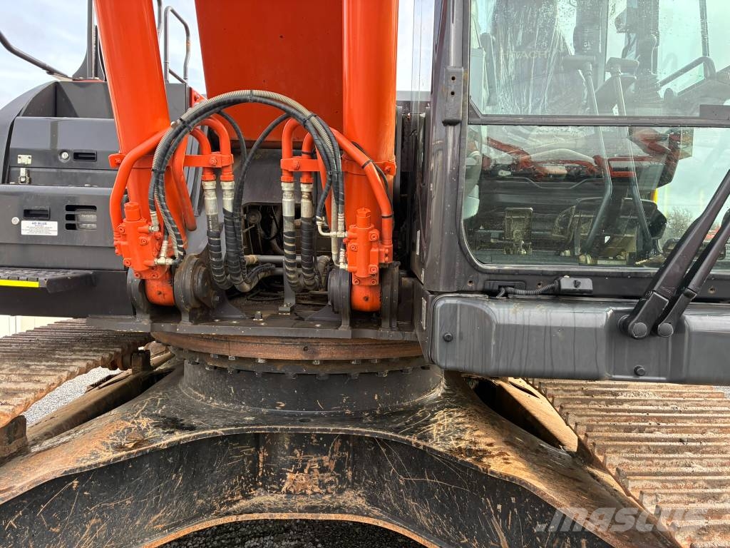 Hitachi ZX 350 LC-7 Kāpurķēžu ekskavatori