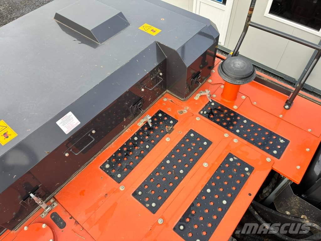 Hitachi ZX 350 LC-7 Kāpurķēžu ekskavatori