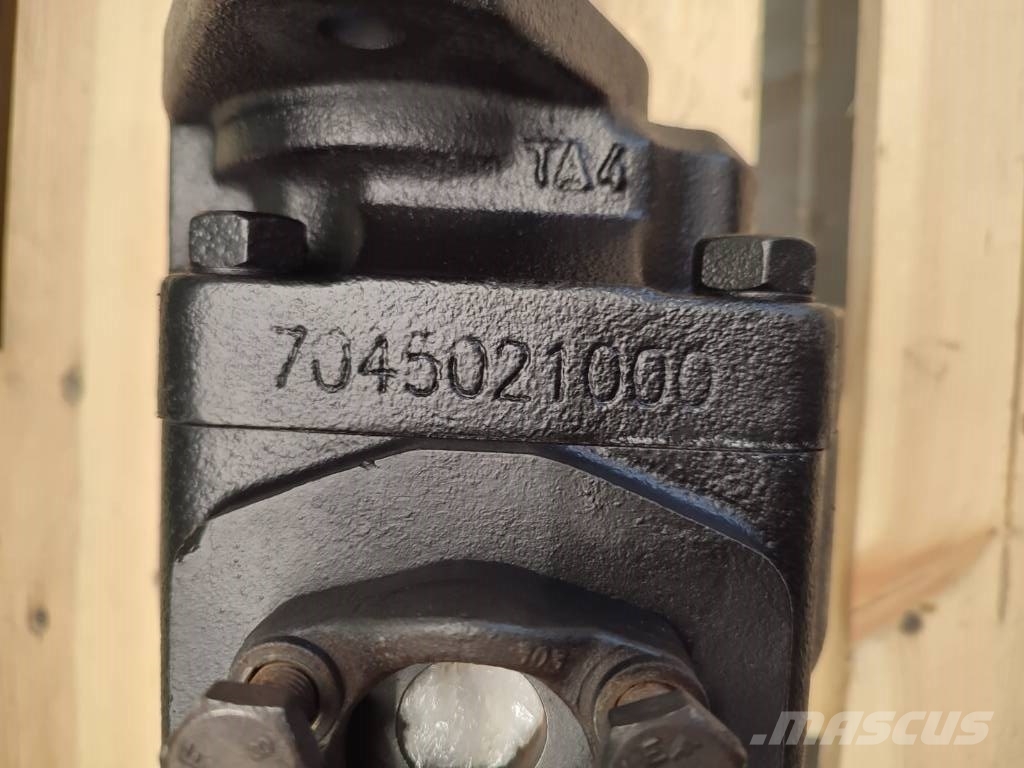  Hydraulic pump PARKER 7045021000 MANITOU MLT 1740 液压