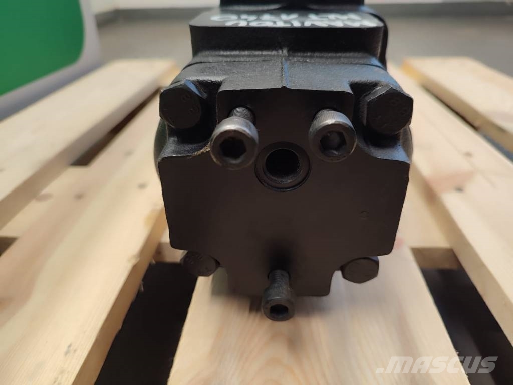  Hydraulic pump PARKER 7045021000 MANITOU MLT 1740 液压