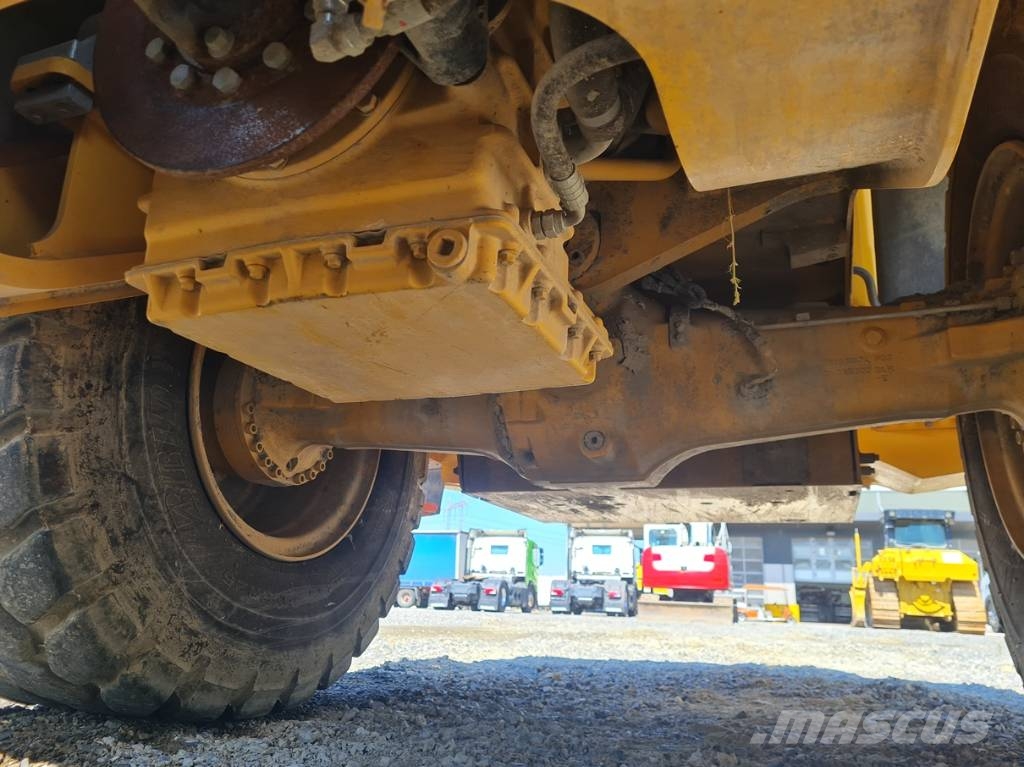 Volvo L 90 H    1073 h Pyöräkuormaajat
