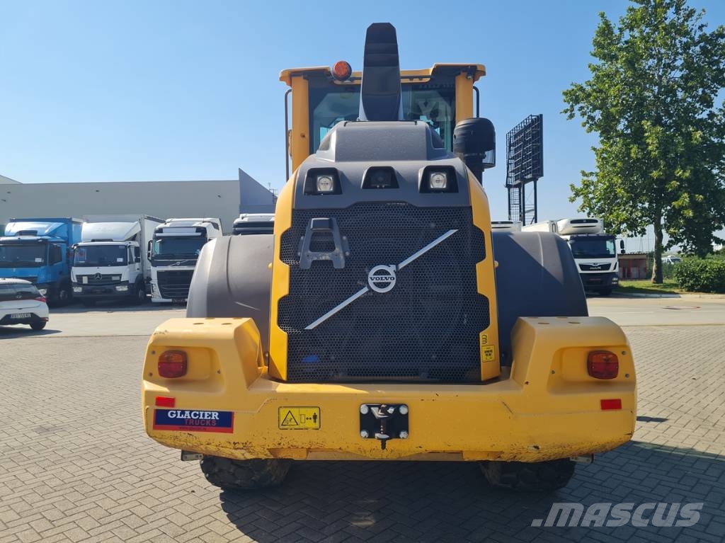 Volvo L 90 H    1073 h Pyöräkuormaajat