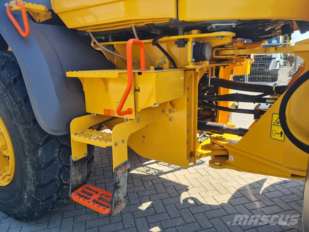 Volvo L 90 H    1073 h Pyöräkuormaajat