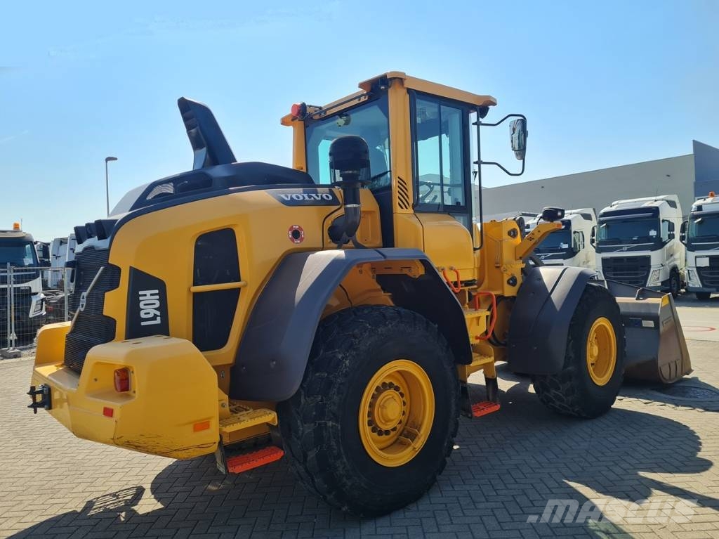 Volvo L 90 H    1073 h Pyöräkuormaajat