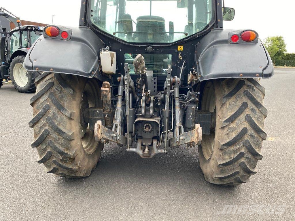 Valtra N92 HITECH Traktorok