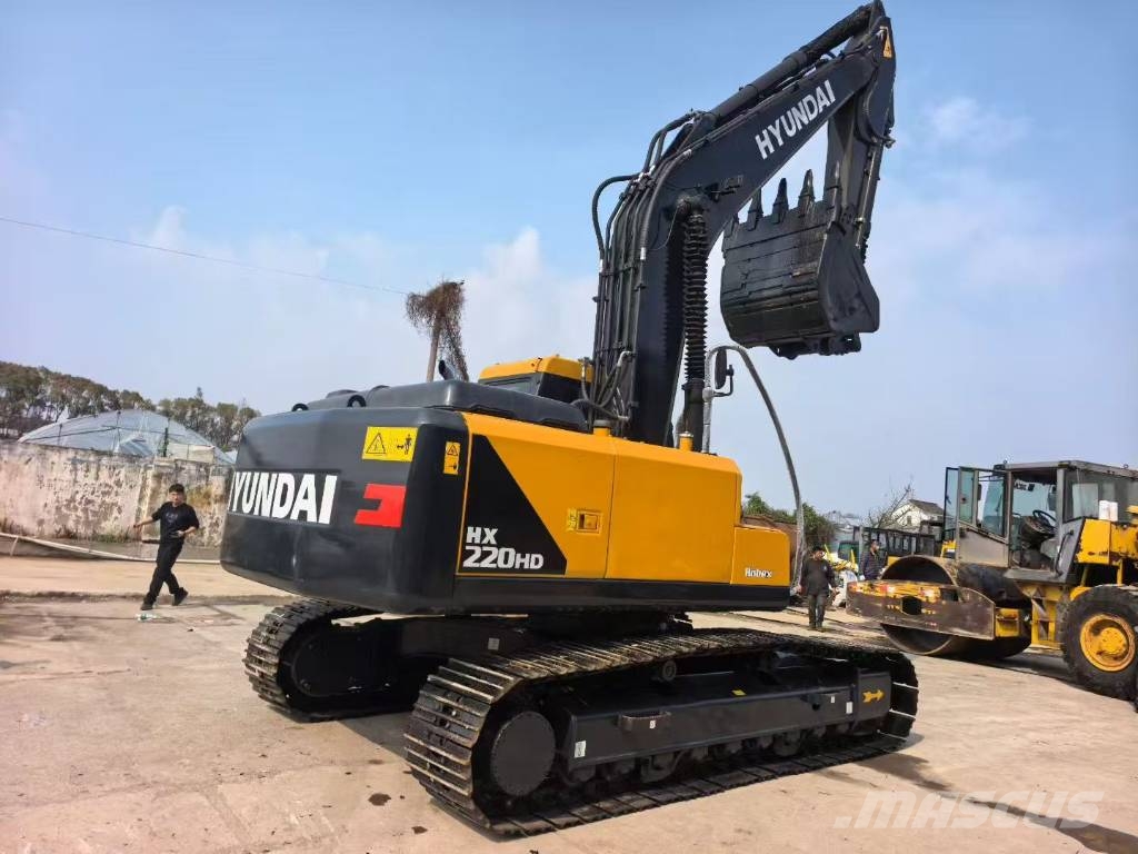 Hyundai HX 220 AL Excavadoras sobre orugas