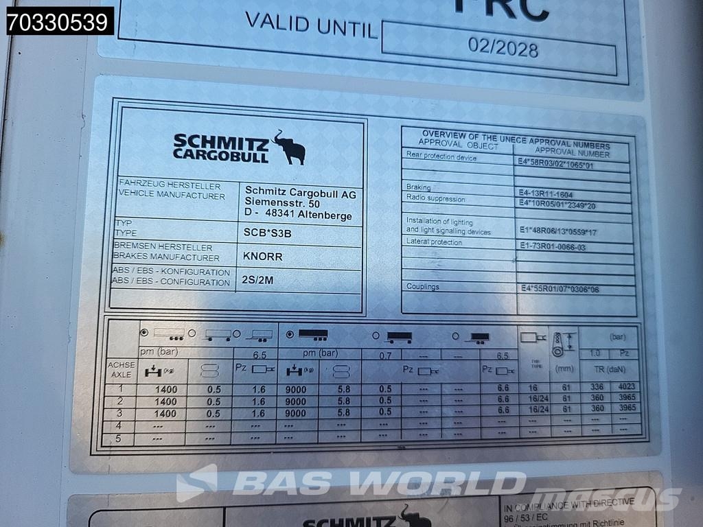 Schmitz Cargobull SCB*S3B 3 axles Liftaxle 1850 Engine Hours Semi remorque frigorifique