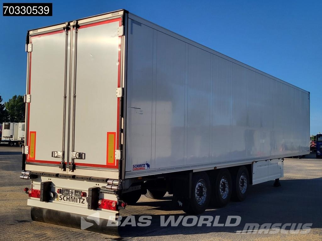 Schmitz Cargobull SCB*S3B 3 axles Liftaxle 1850 Engine Hours Semi remorque frigorifique