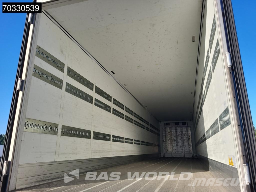 Schmitz Cargobull SCB*S3B 3 axles Liftaxle 1850 Engine Hours Semi remorque frigorifique