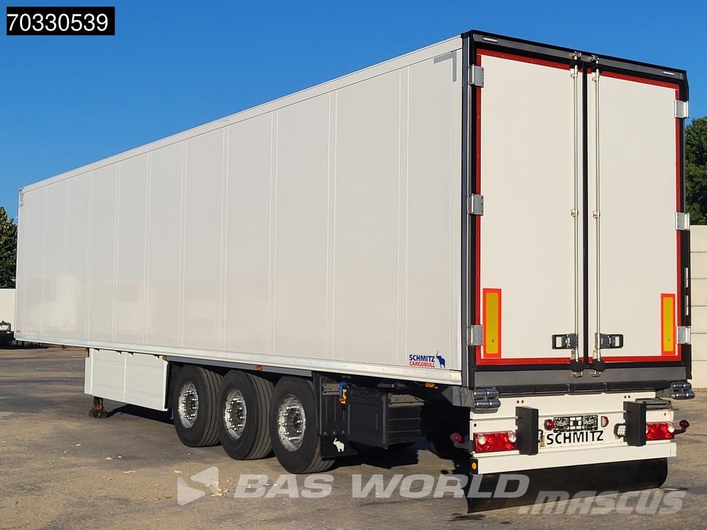 Schmitz Cargobull SCB*S3B 3 axles Liftaxle 1850 Engine Hours Semi remorque frigorifique