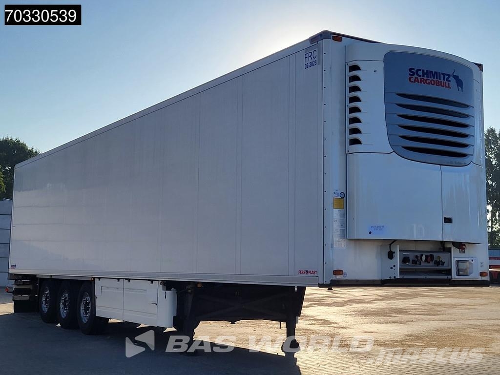 Schmitz Cargobull SCB*S3B 3 axles Liftaxle 1850 Engine Hours Semi remorque frigorifique
