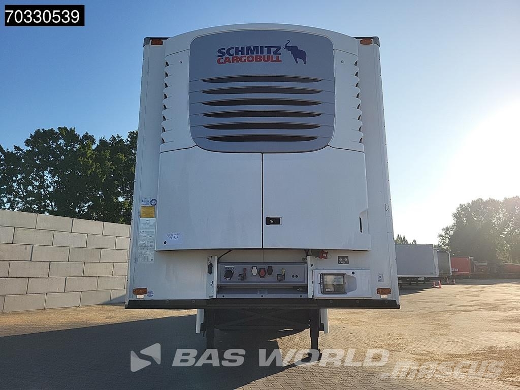 Schmitz Cargobull SCB*S3B 3 axles Liftaxle 1850 Engine Hours Semi remorque frigorifique