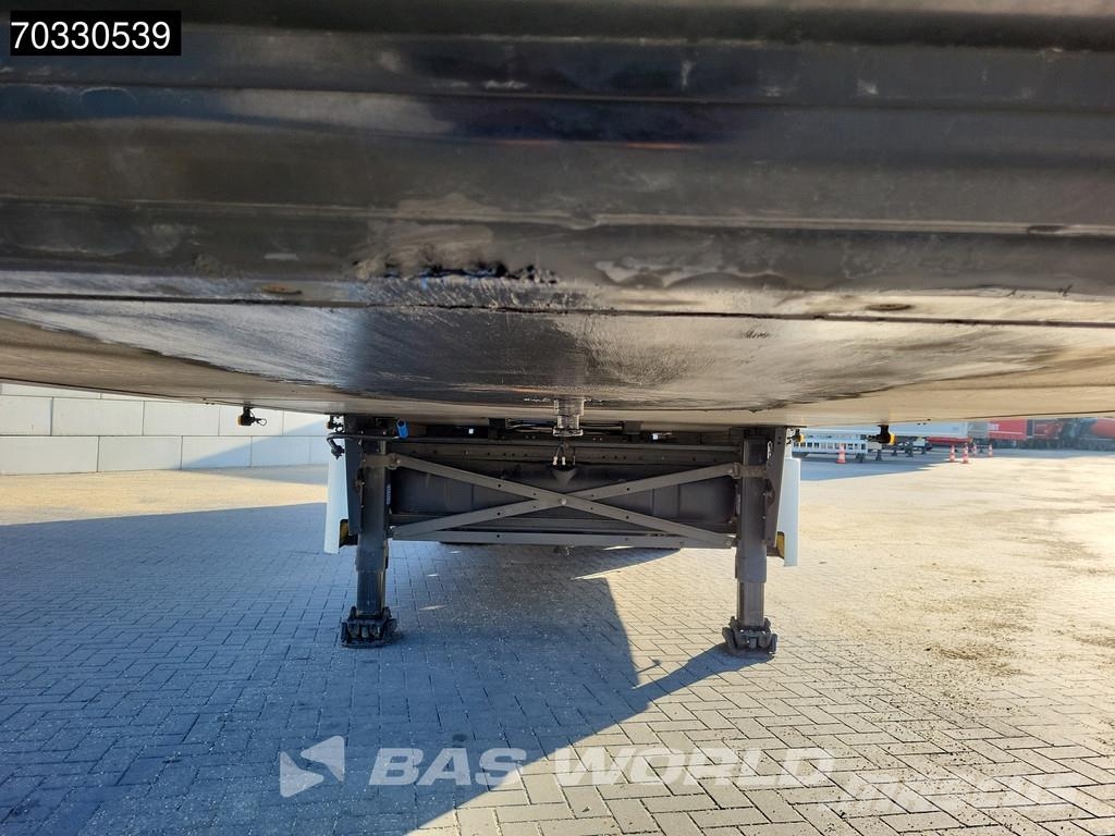 Schmitz Cargobull SCB*S3B 3 axles Liftaxle 1850 Engine Hours Semi remorque frigorifique