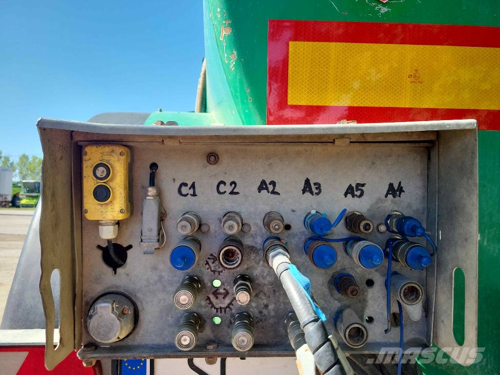 Samson SG 28 Caminhões-tanque de chorume