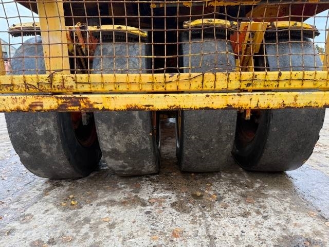 Hamm GRW 15 Cilindros Compactadores de pneus