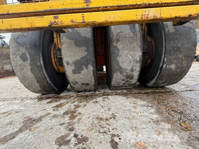 Hamm GRW 15 Cilindros Compactadores de pneus