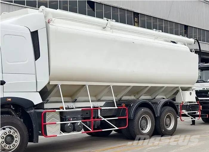 Howo Bulk Feed Cargo Truck Kornbil