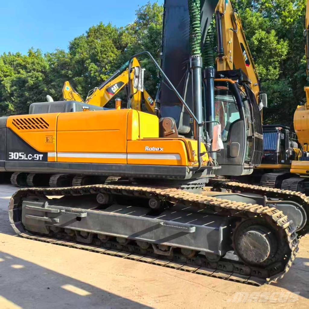 Hyundai Robex 305LC-9T Kāpurķēžu ekskavatori