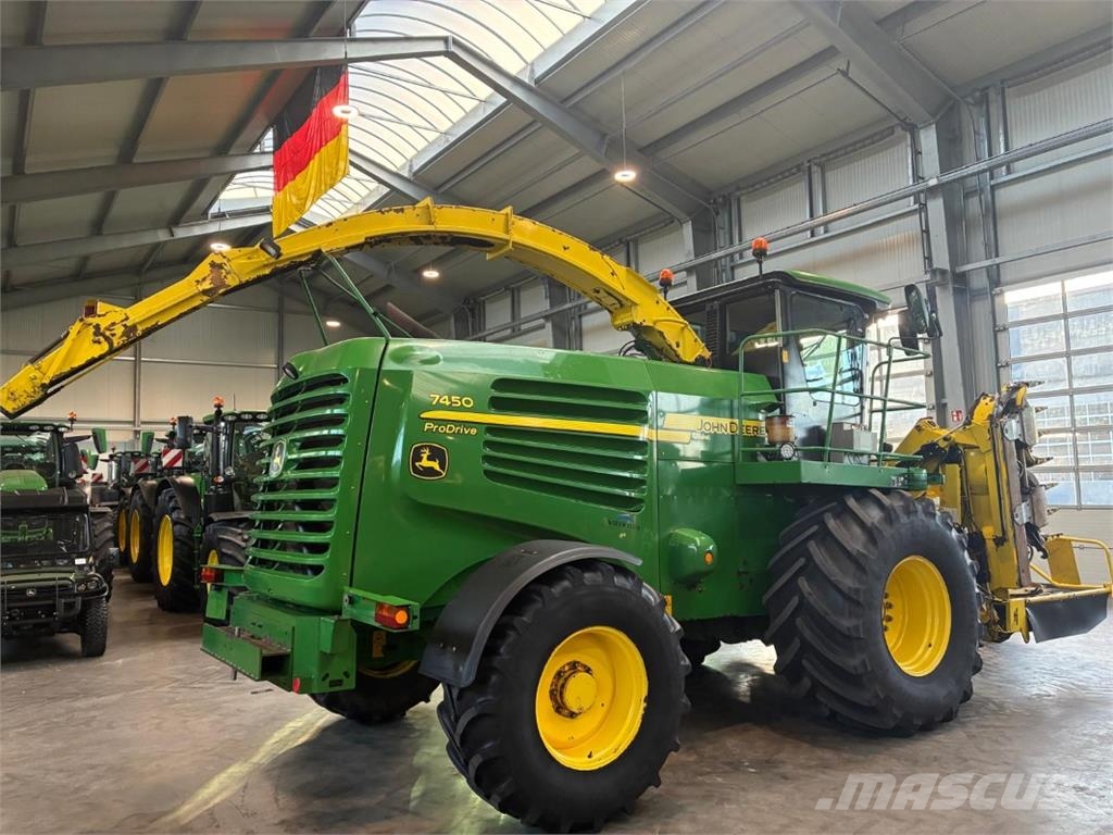 John Deere 7450 ProDrive 40Km/h inkl. Kemper 375Plus Ostale poljoprivredne mašine